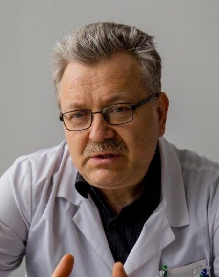 Doctor Dermatologist Daniel Kozioł